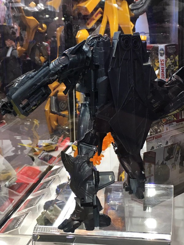 Winter Wonderfest 2017   Legends God Ginrai, Masterpiece Megatron, The Last Knight And More 18 (18 of 58)